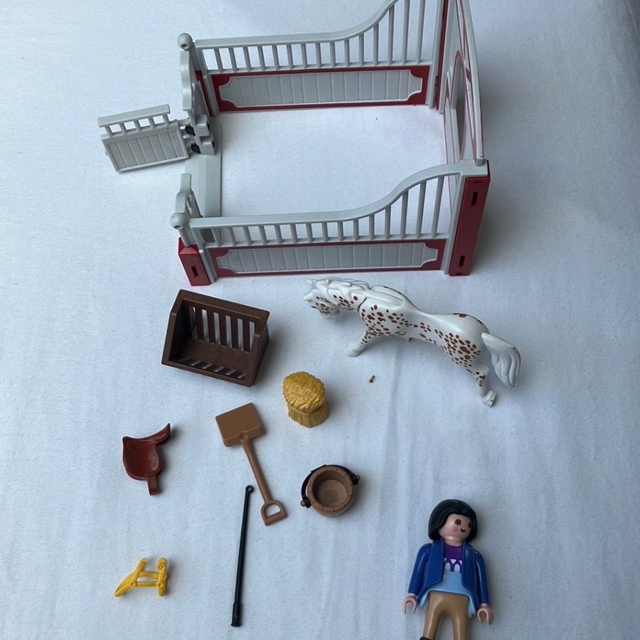 Playmobil häst med spilta