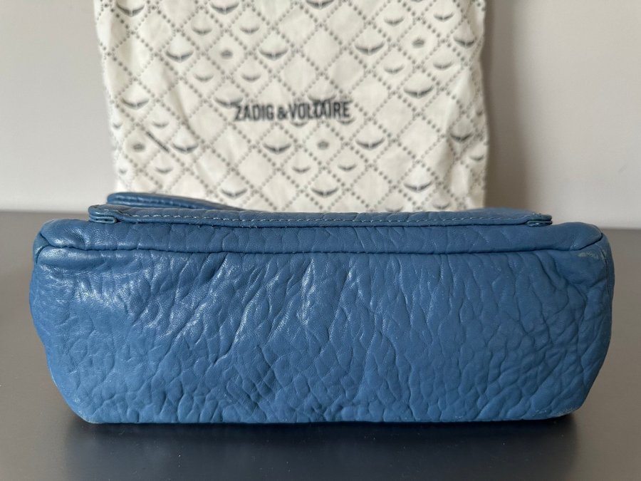 ZADIG  VOLTAIRE handväska ZIGGY XL i blått läder - MKT BRA SKICK!
