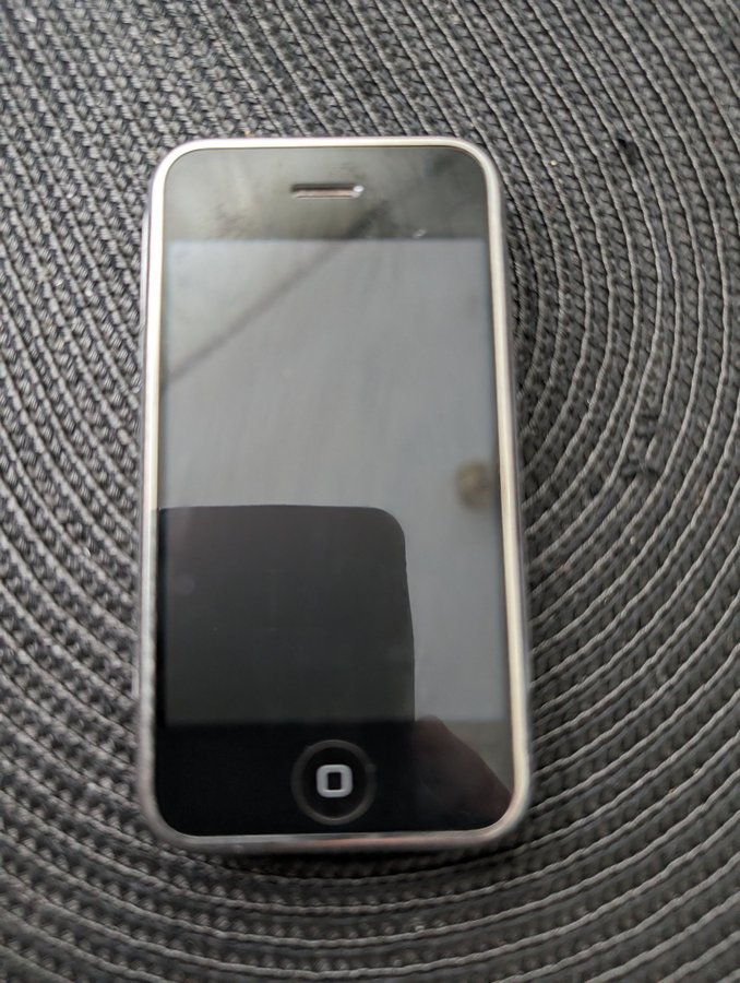 Apple iPhone 1:a generationen 2G A1203 16GB i MYCKET SÄLLSYNT APPLE iPhone