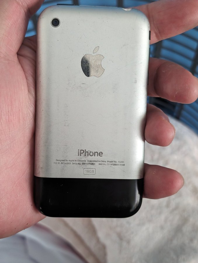 Apple iPhone 1:a generationen 2G A1203 16GB i MYCKET SÄLLSYNT APPLE iPhone