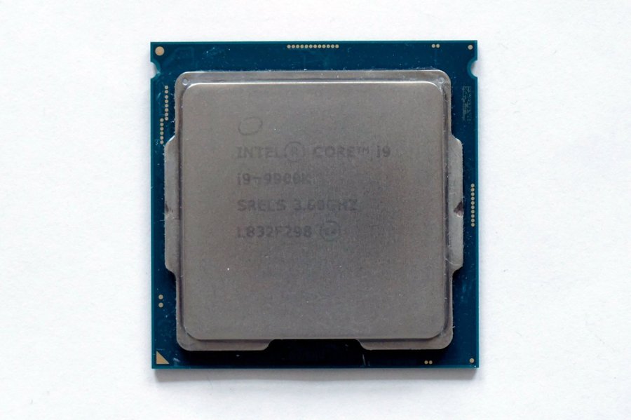 Intel Core i9-9900K (LGA 1151-2)