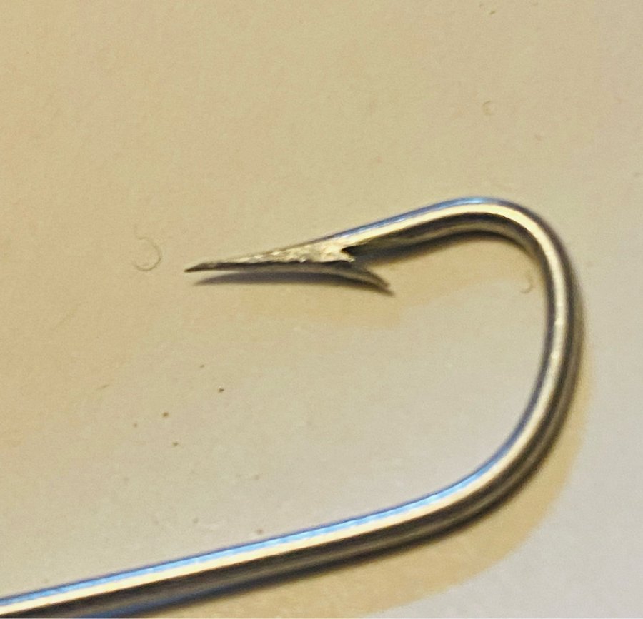 Mustad nr18 Qual 2365  100st kvalitet krokar Original ask Oanvända! Nyskick