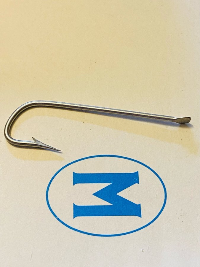 Mustad nr18 Qual 2365  100st kvalitet krokar Original ask Oanvända! Nyskick