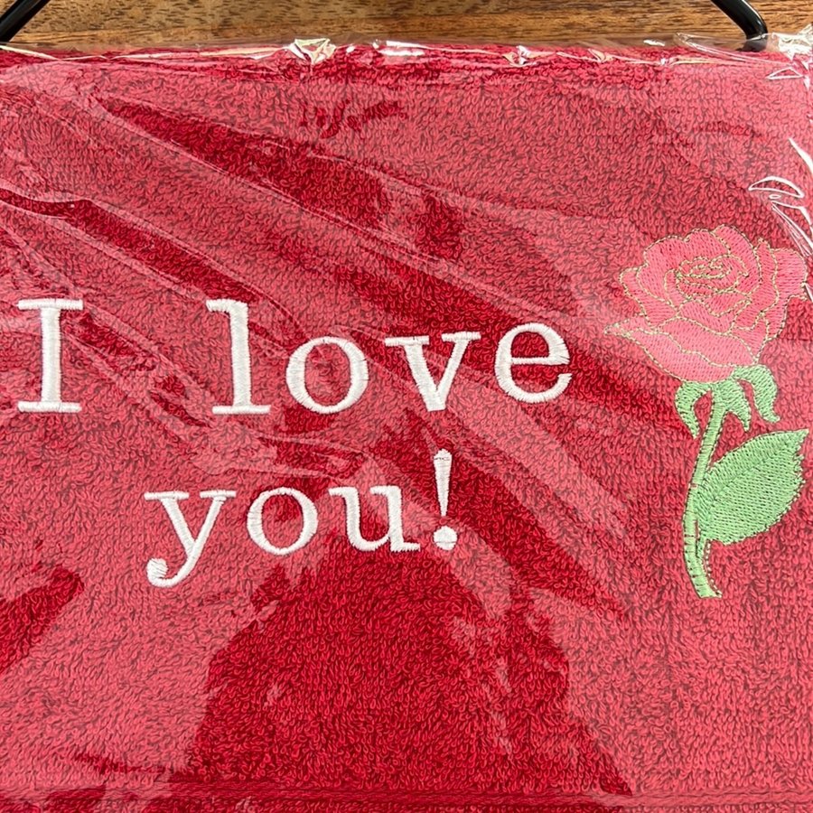 Broderat badlakan 70cm x 140cm I love you!