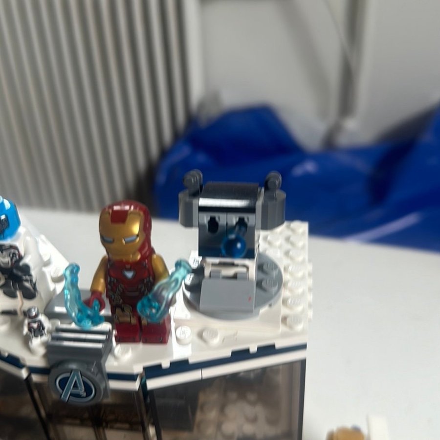 LEGO Marvel Avengers 76131 - The Avengers Compound