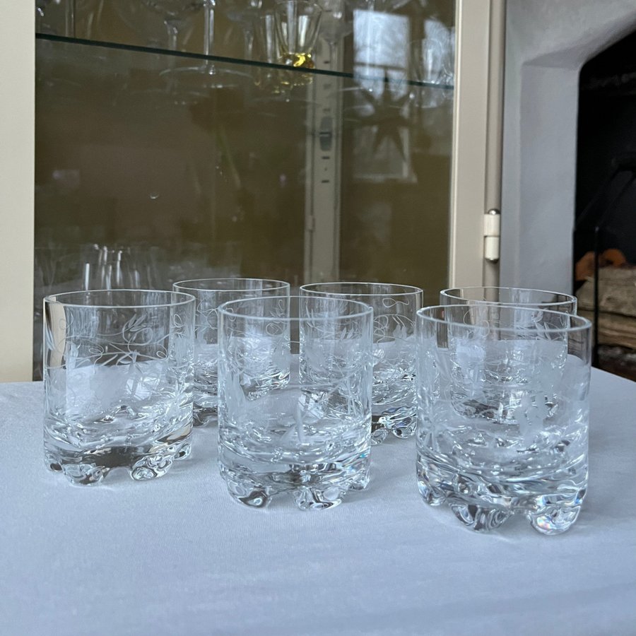 WHISKYGLAS * 6 ST * SLIPAT / GRAVERAT * HANDBLÅSTA * ÄLGHULT * ANTIK * VINTAGE