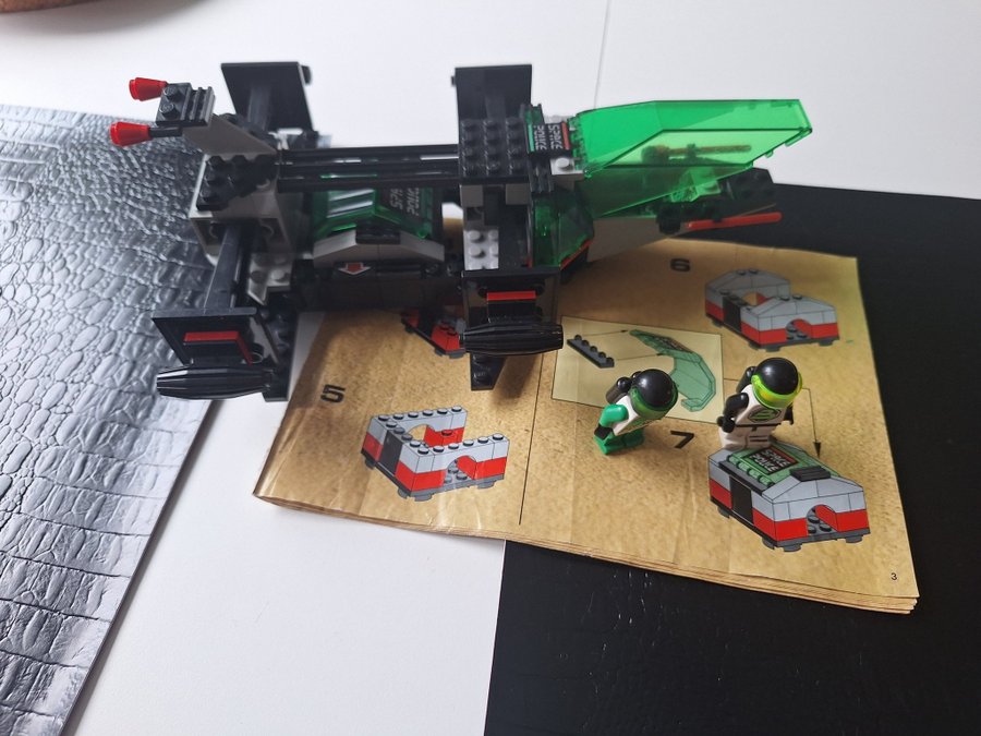 Lego Space Police 6897: Rebel Hunter