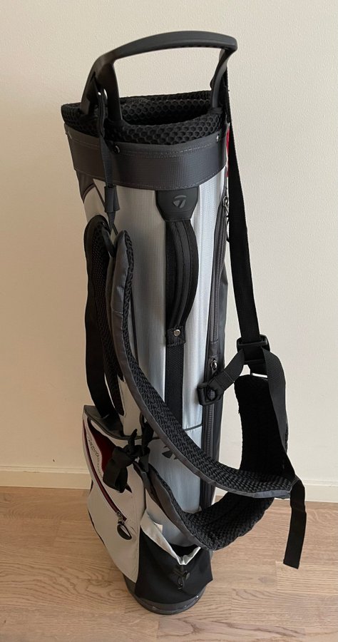 NY TaylorMade Golfbag