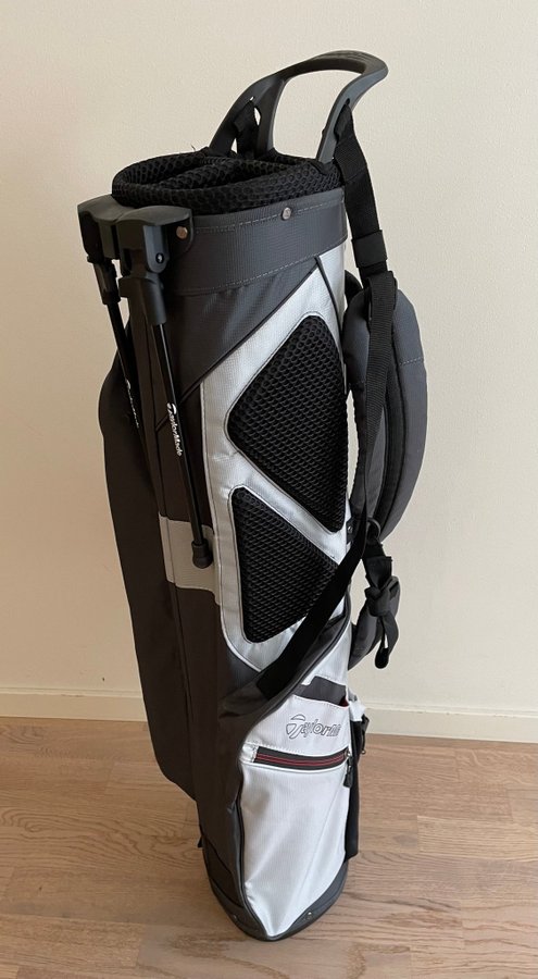 NY TaylorMade Golfbag