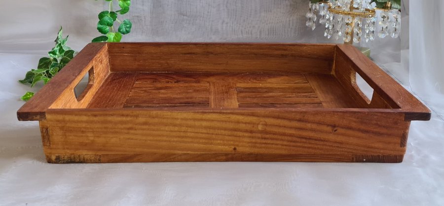 Mkt STADIG o FIN Bricka Serveringsbricka av ÄKTA TEAK Strl: 42 x 295 x 55 cm