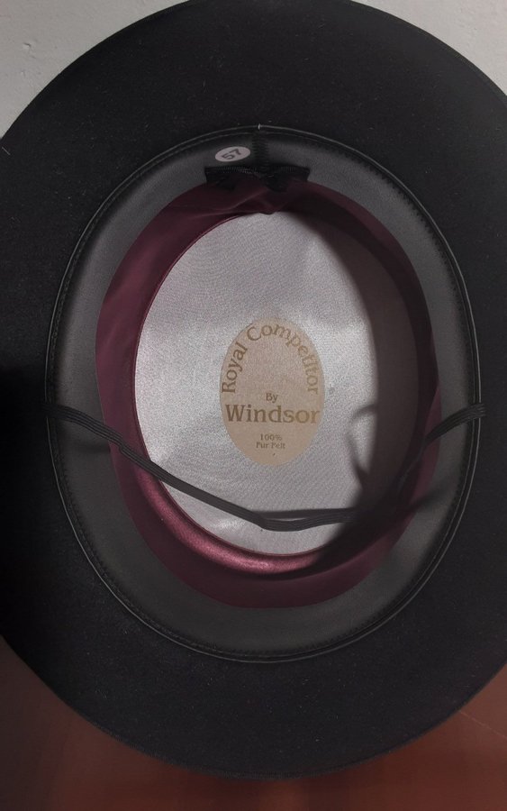 Windsor dressyrhatt blå 56