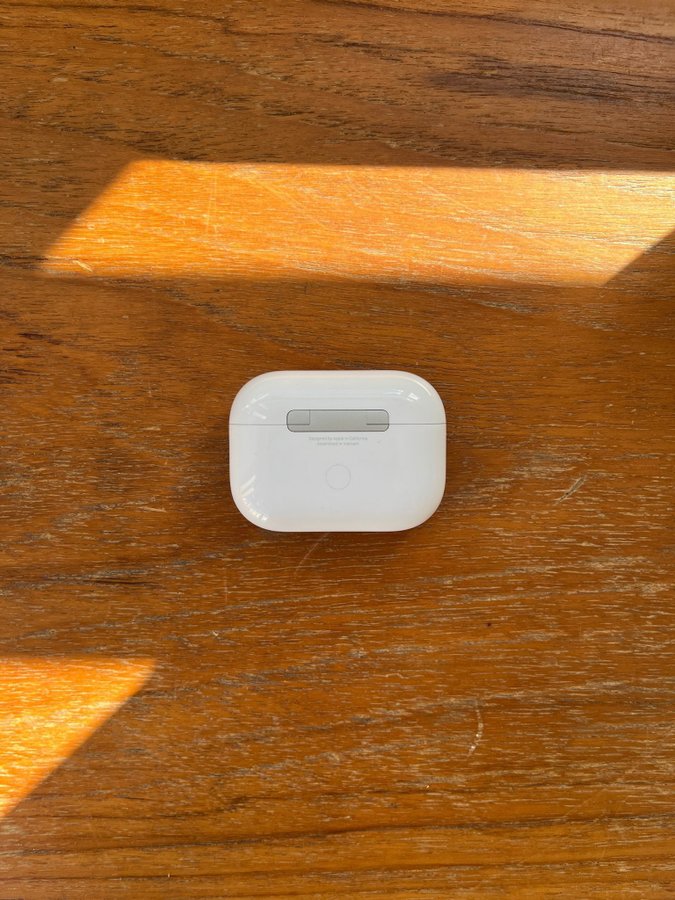 Apple Airpods Pro Case 2nd – oanvänt med originalförpackning