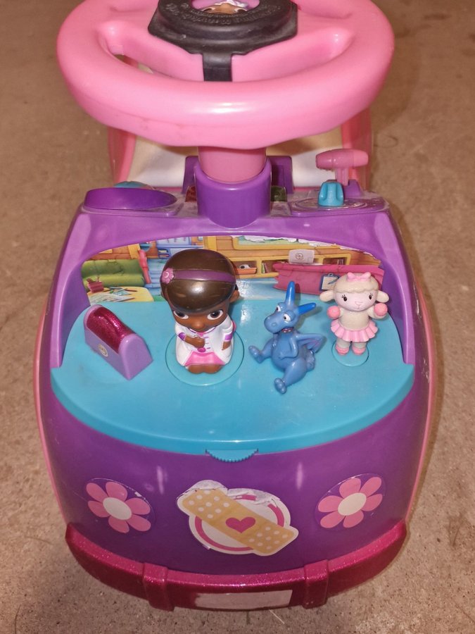 Disneys Doc McStuffins åkleksak Snälla musik låter lyser upp 