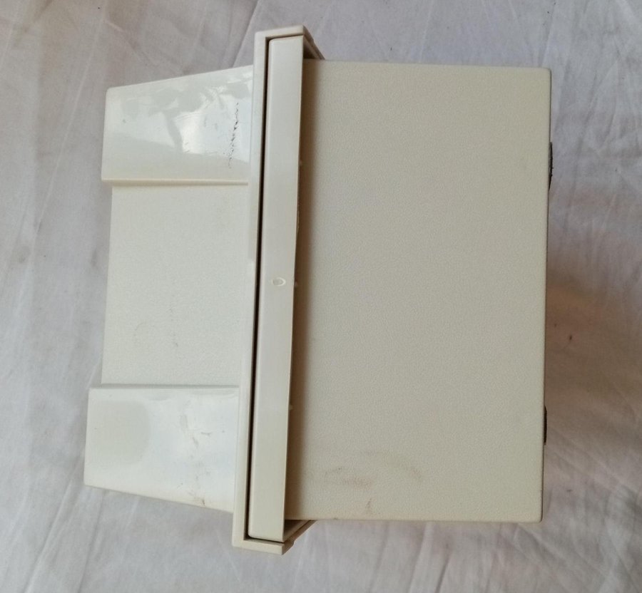 Quill Disk Case - Diskettbox för 525"-Disketter - Commodore 64 / C64