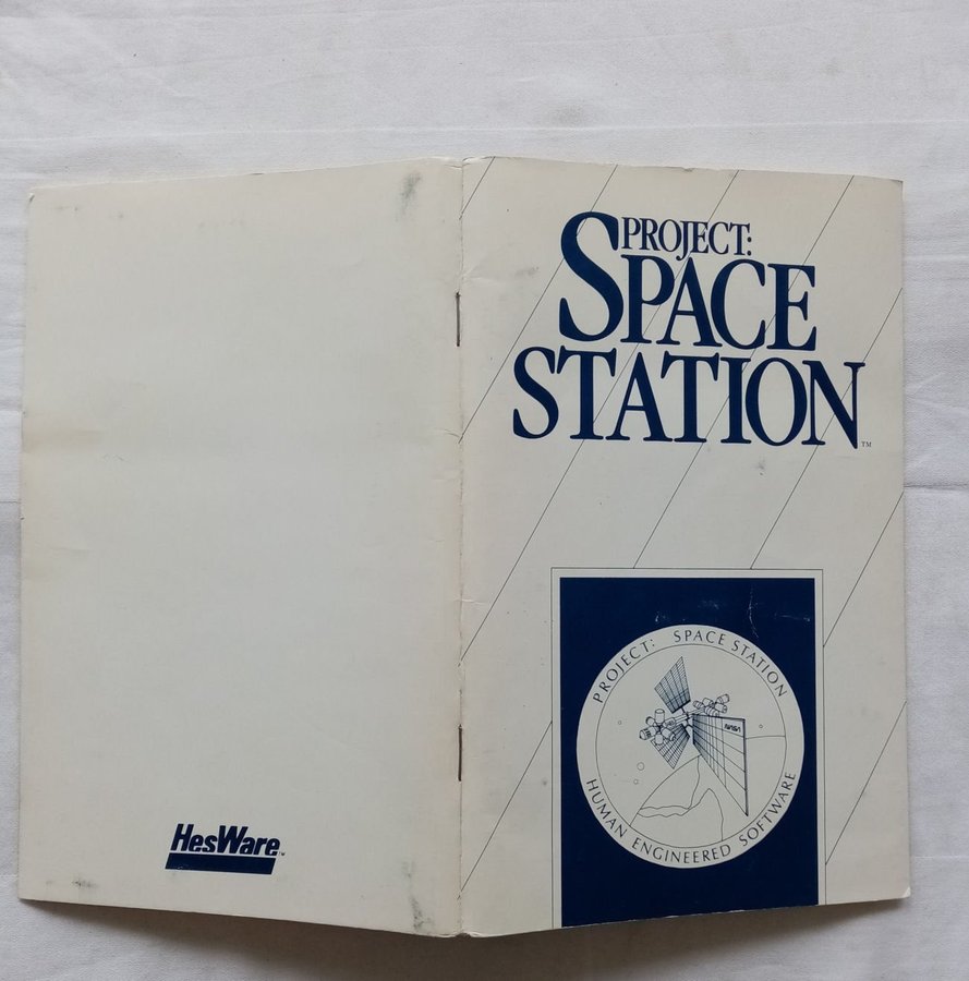 Project Space Station (HesWare) - Manual - Commodore 64 / C64