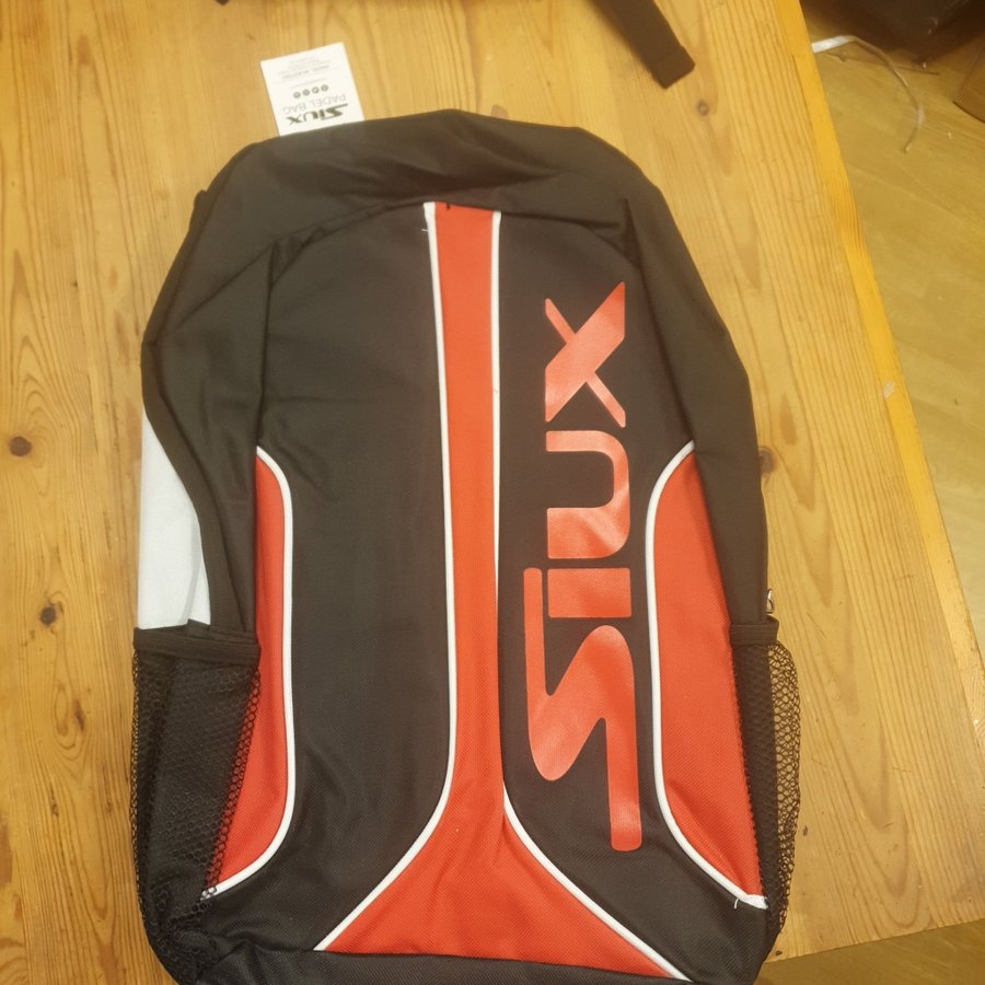 Siux padel bag red and black