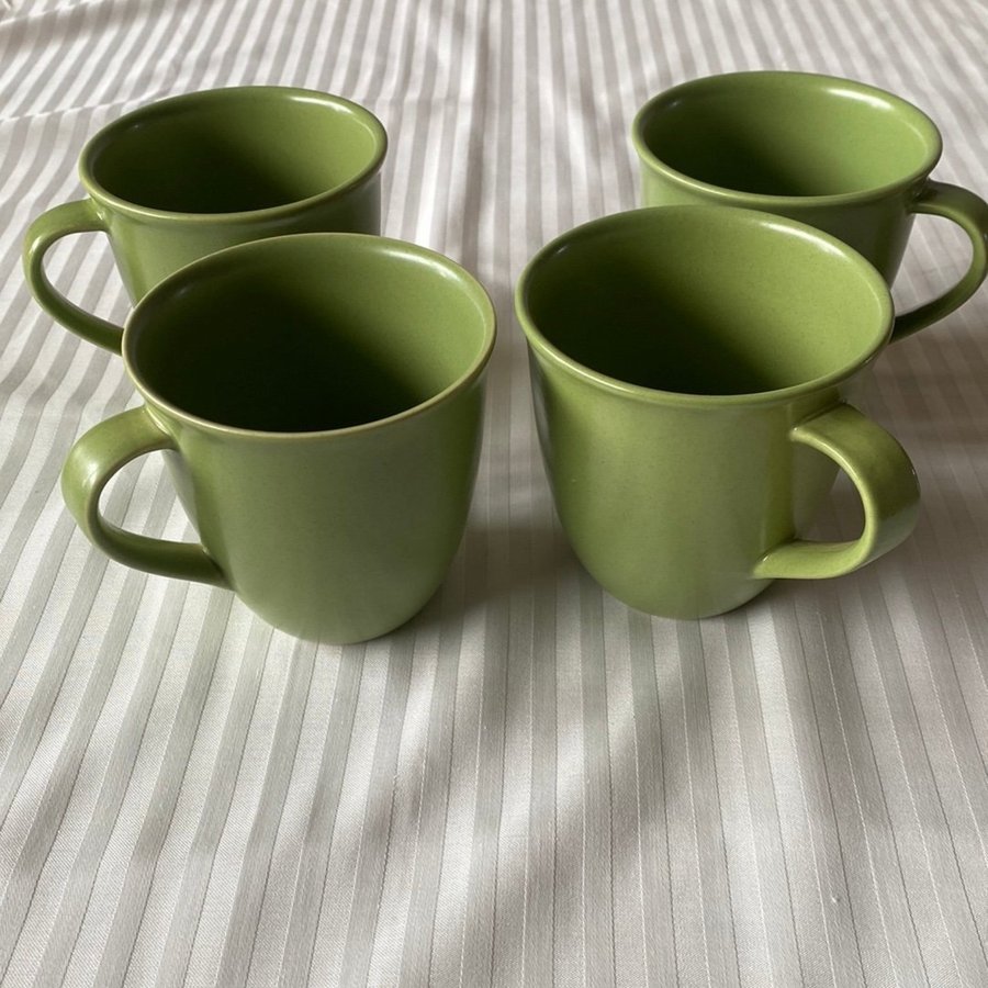 Höganäs Keramik Collection M-L Hellgren 4 gröna muggar
