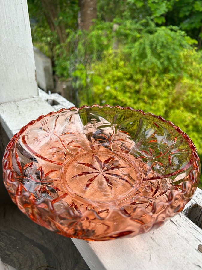 Glimma glas- skål-pressglas- vintage-glasskål-serveringsskål