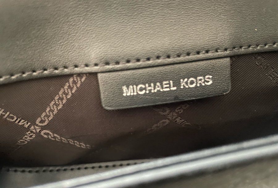 Michael kors väska