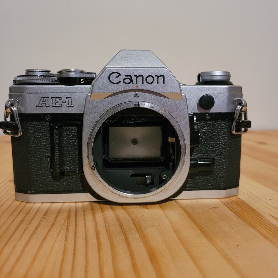 Canon AE-1 35mm 1:35 + 135 1:35 objektiv