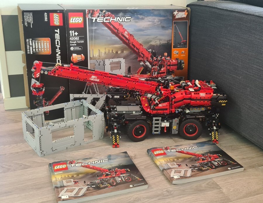 Lego technic 42082 rough terrain cran big red lyftkran kranbil