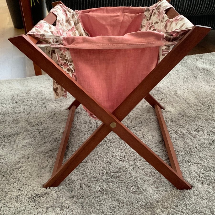 Tidningsställ i teak - retro ställ vintage mahogny mässing diy