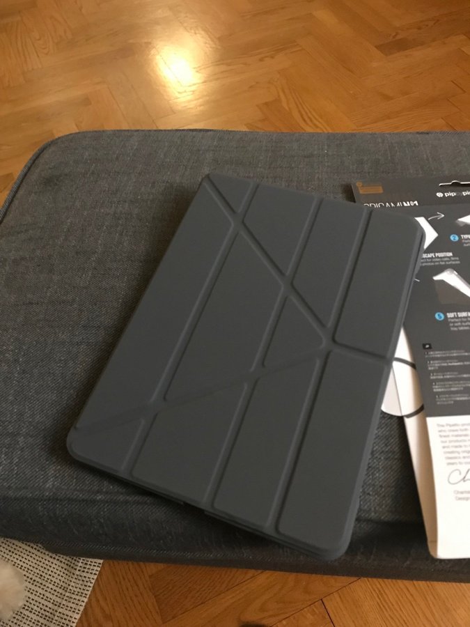 Apple IPad Air + Smart Keyboard Folio+nytt fodral