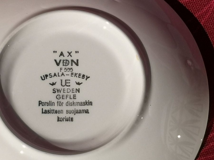 -(@ Vacker retro kopp Ax av Berit Ternell för uppsala ekeby Gefle @)-