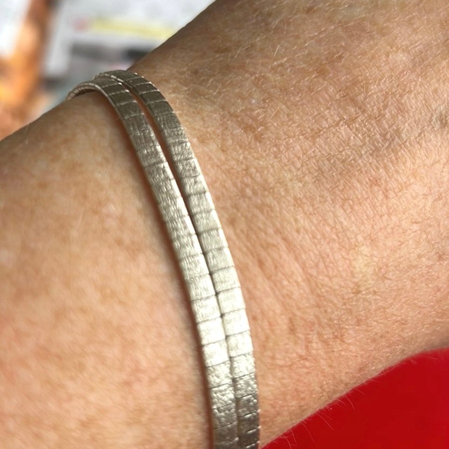 Mycket fint ledat vintage armband i sterling silver