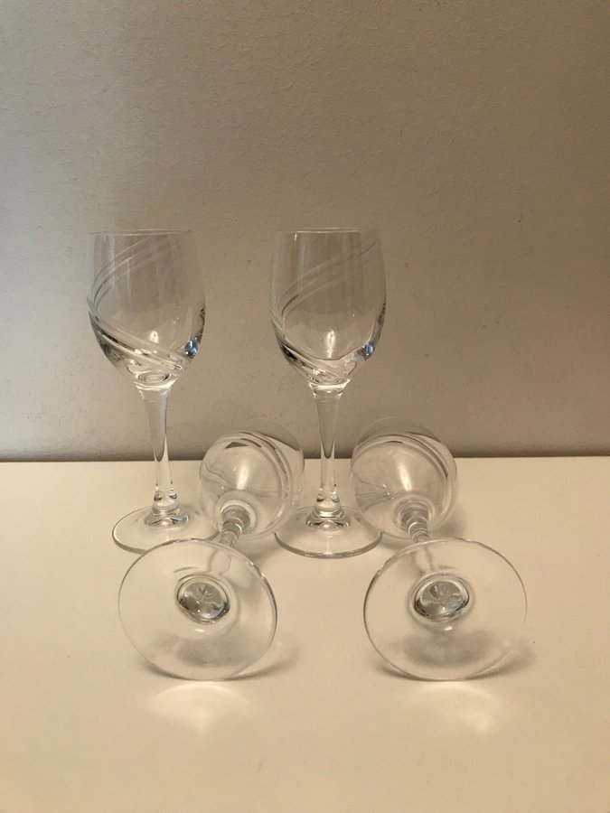 4 st Fina sherry / likör- glas med slipat mönster J G Durand Cristal France