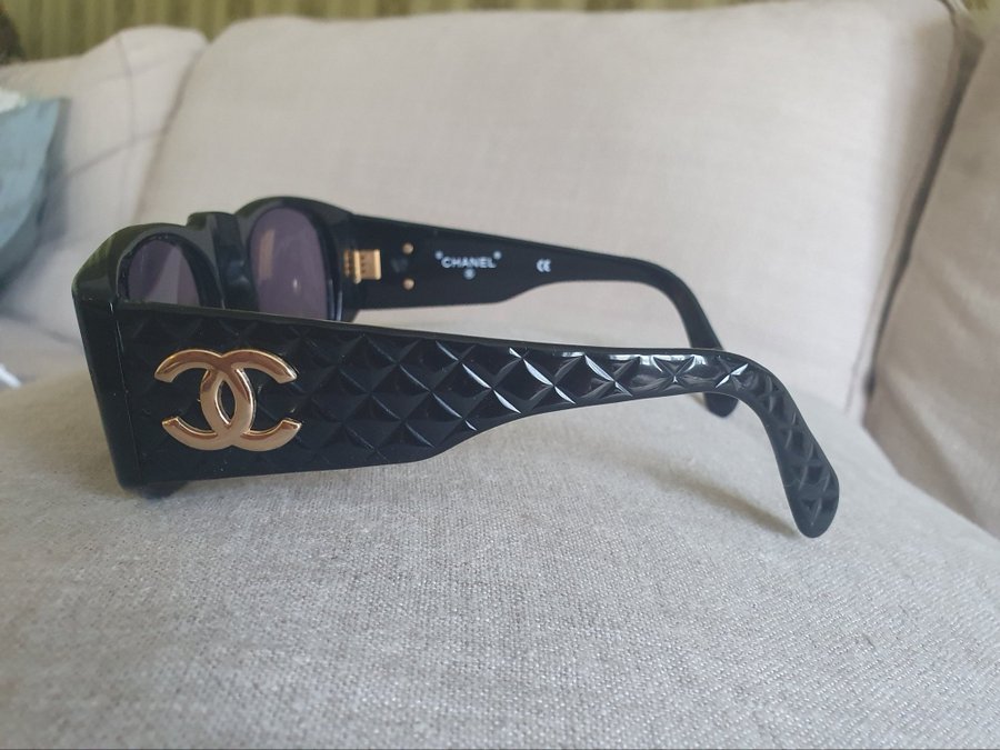 CHANEL Solglasögon Sunglasses