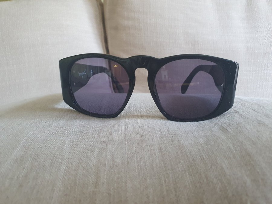 CHANEL Solglasögon Sunglasses