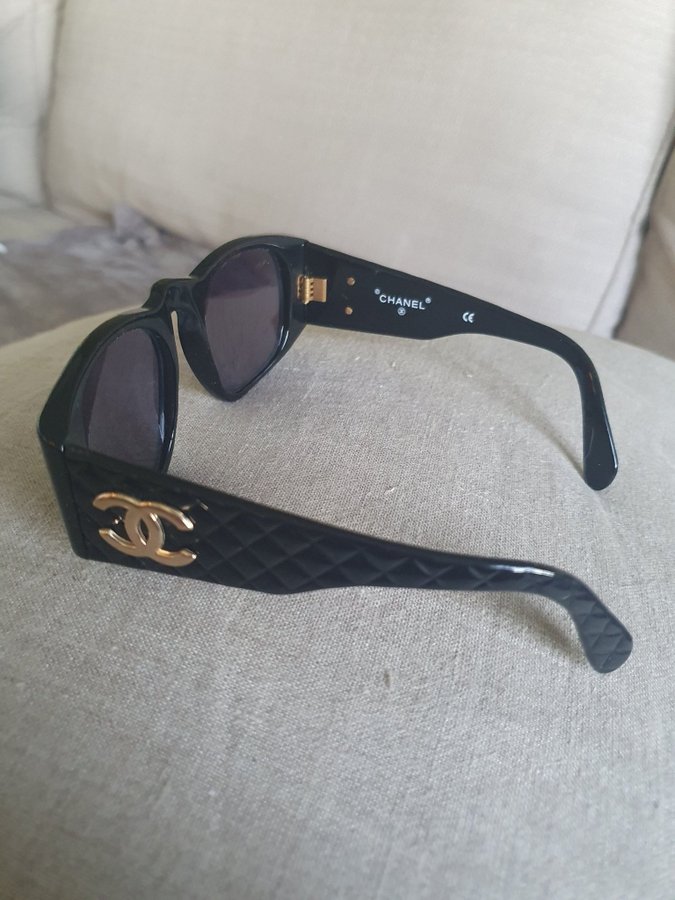 CHANEL Solglasögon Sunglasses