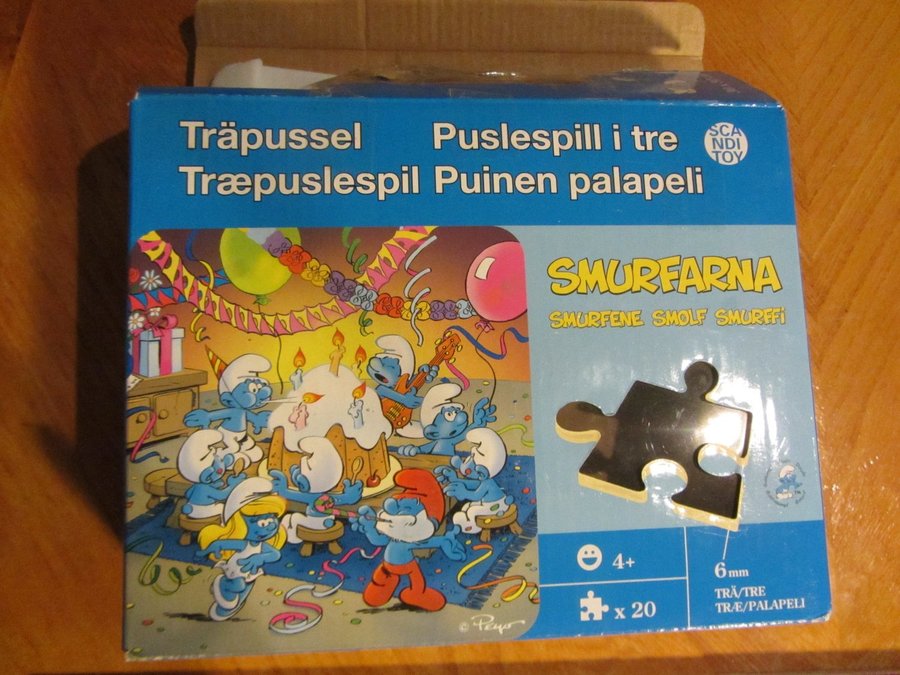 20 Bitar Pussel SMURFARNA Seriefigur +4 År Träpussel Trä Puzzle Födelsedag