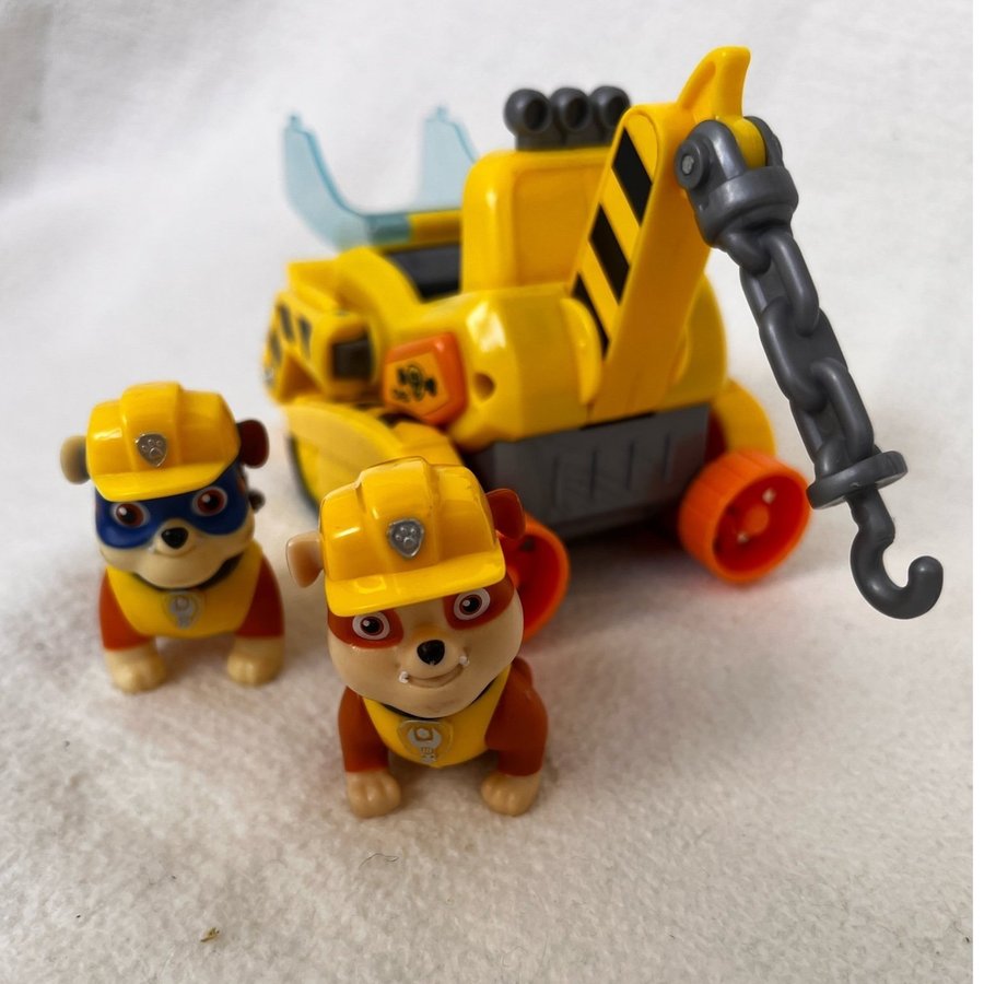 2 Rubble figurer ur Paw Patrol med Rubble's Bulldozer