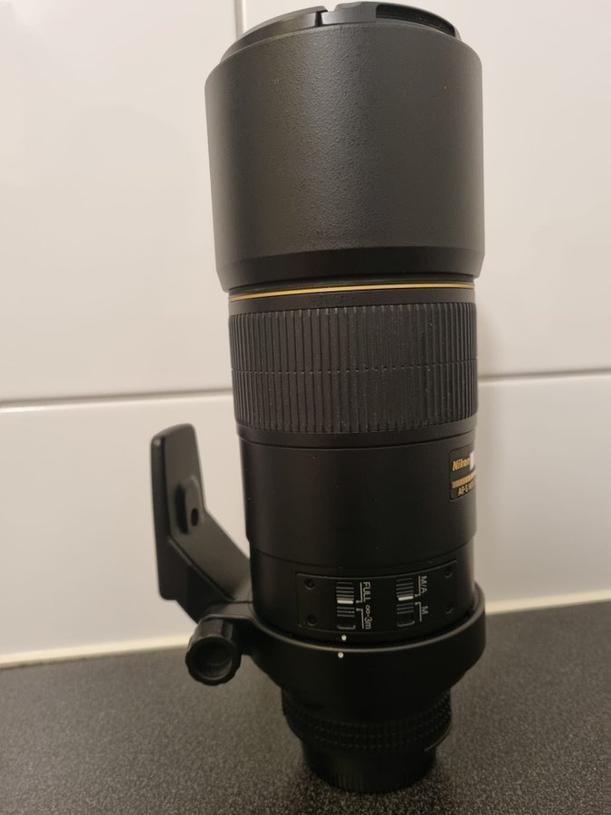 Nikon AF-S Nikkor 300mm f/4D IF-ED