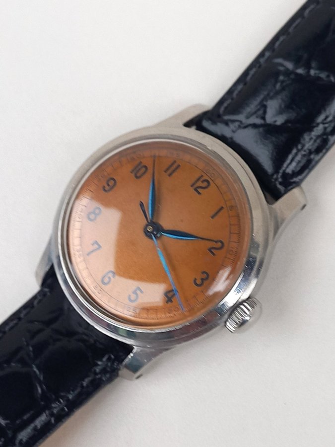 Vintage nice Unbranding Military Watch with Orange Dial