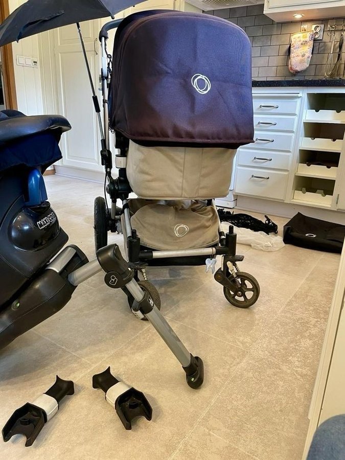 Bugaboo barnvagnspaket med all tänkbar tillbehör syskonbräda och babyskydd