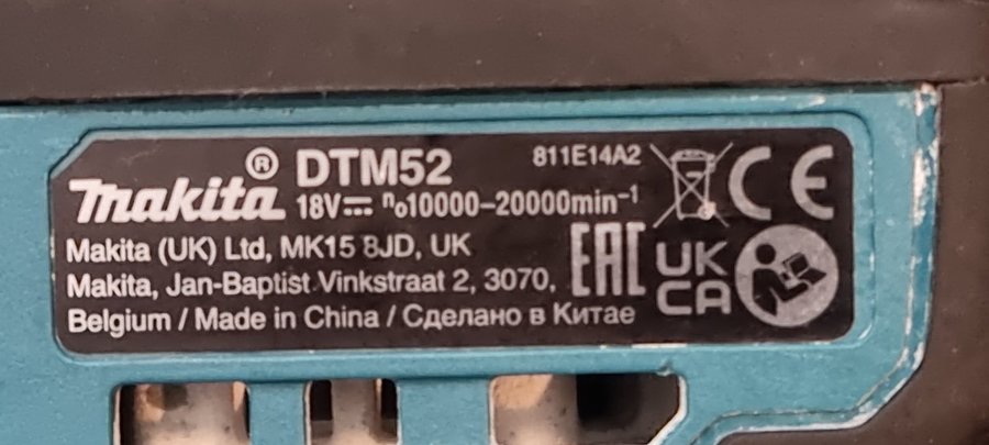 Makita DTM52 Oscillating Multi-Tool