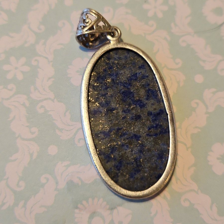 Silver hänge med Lapis Lazuli