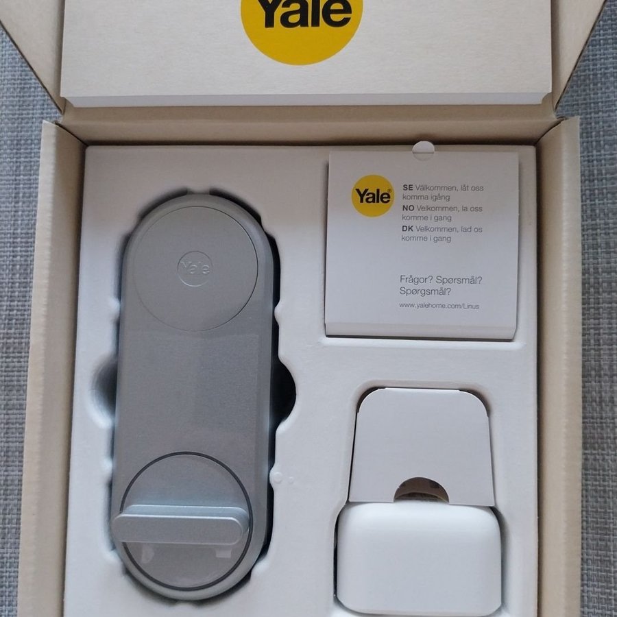 YALE SMARTLOCK SILVER