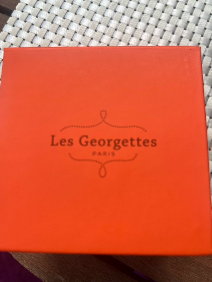 Les Georgettes Armband med ett vändbart läderband 14 mm