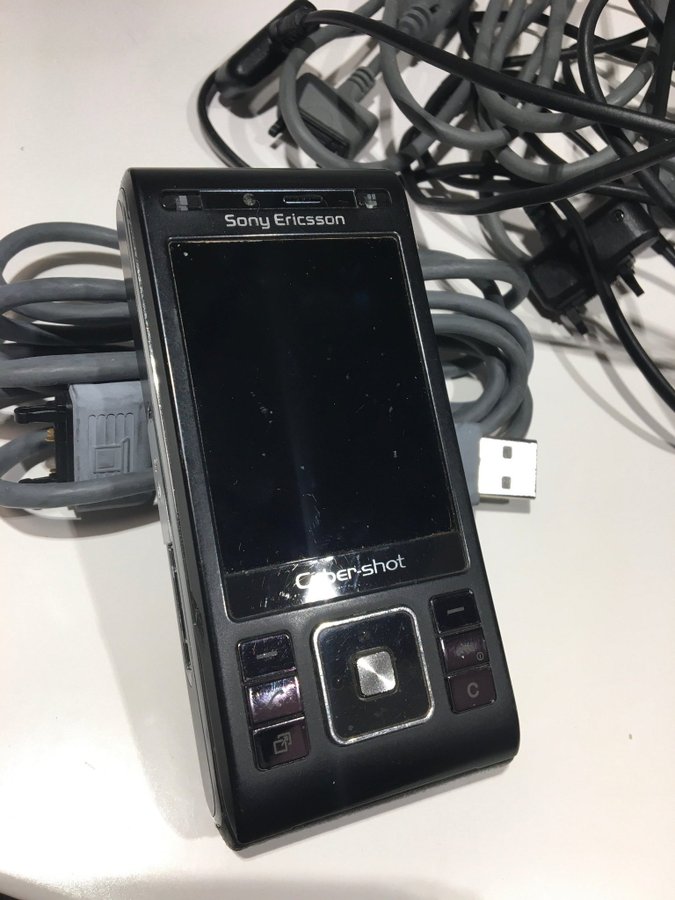 Gamla mobiltelefoner Nokia Sony Ericsson mm mm