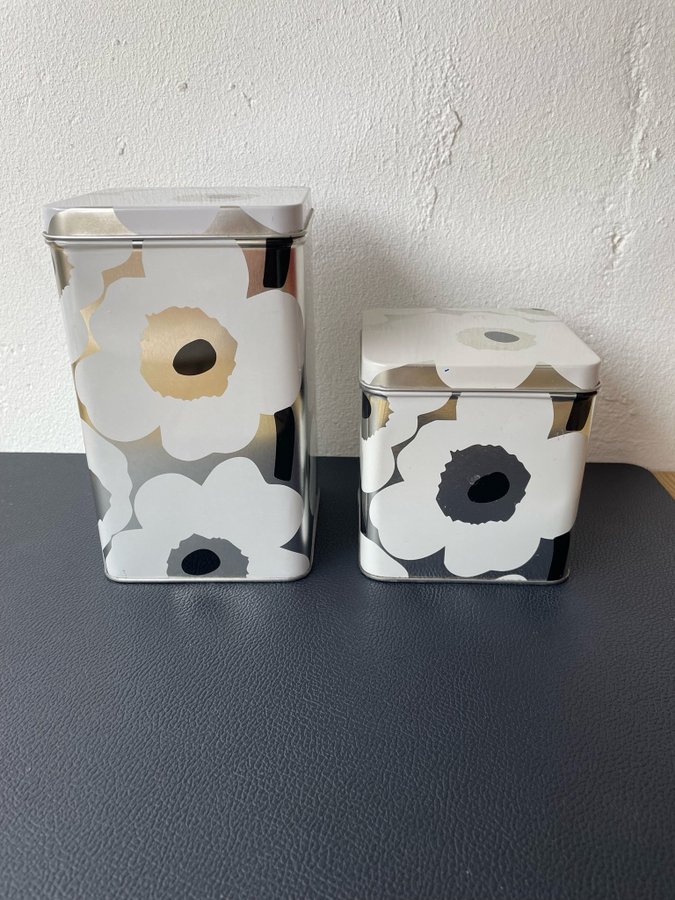 2 st Marimekko Unikko Burkar Vintage Silver Vit Svart Plåtburkar Finland