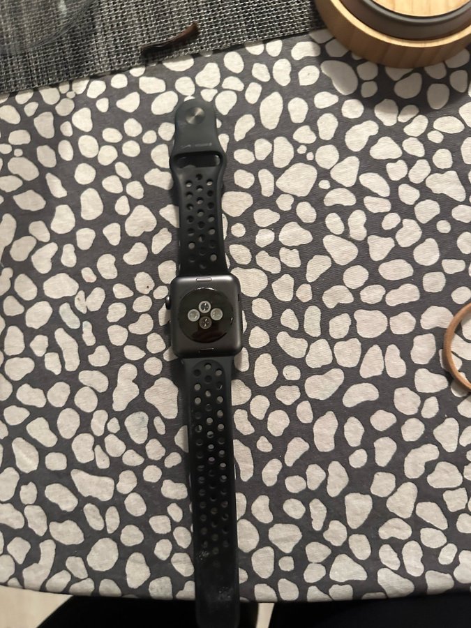 Apple Watch Series 3 Svart Sportband