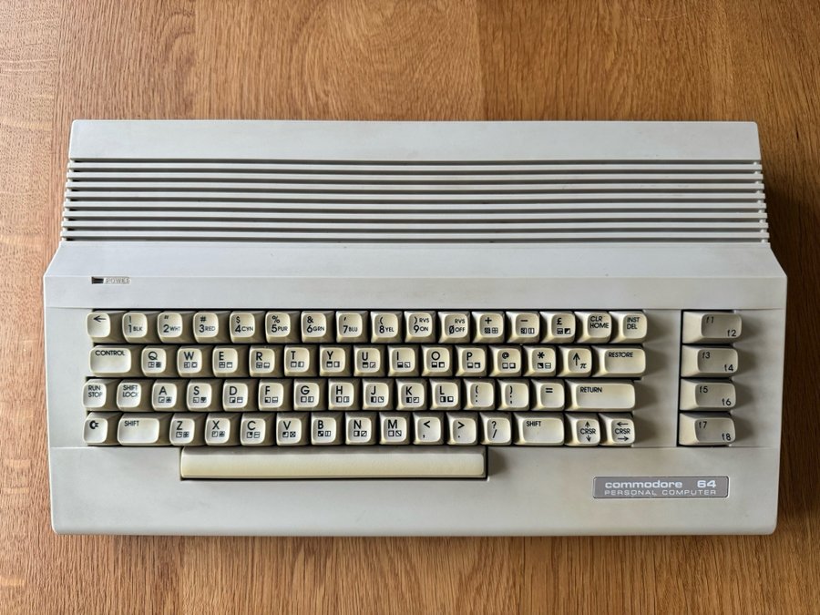 Commodore 64c (1232277)