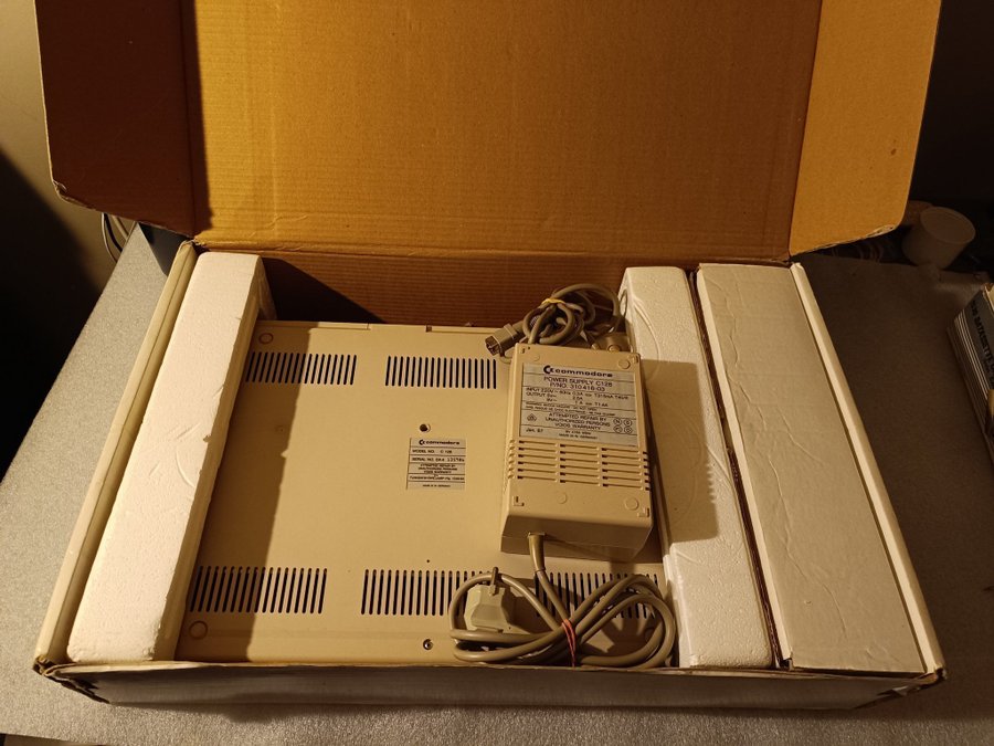 Commodore 128 CIB 1530 Datassette unit CIB