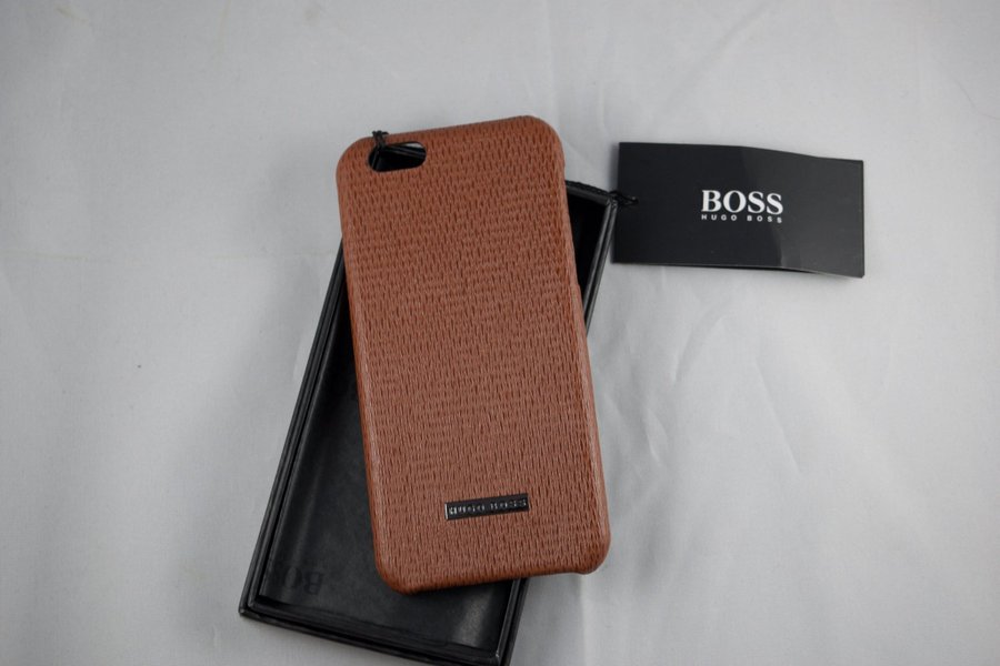 Hugo Boss Mobilskal Iphone 6 ( passar 7  8 vid mod)Ny/oandvänd (Värde 599 SEK)