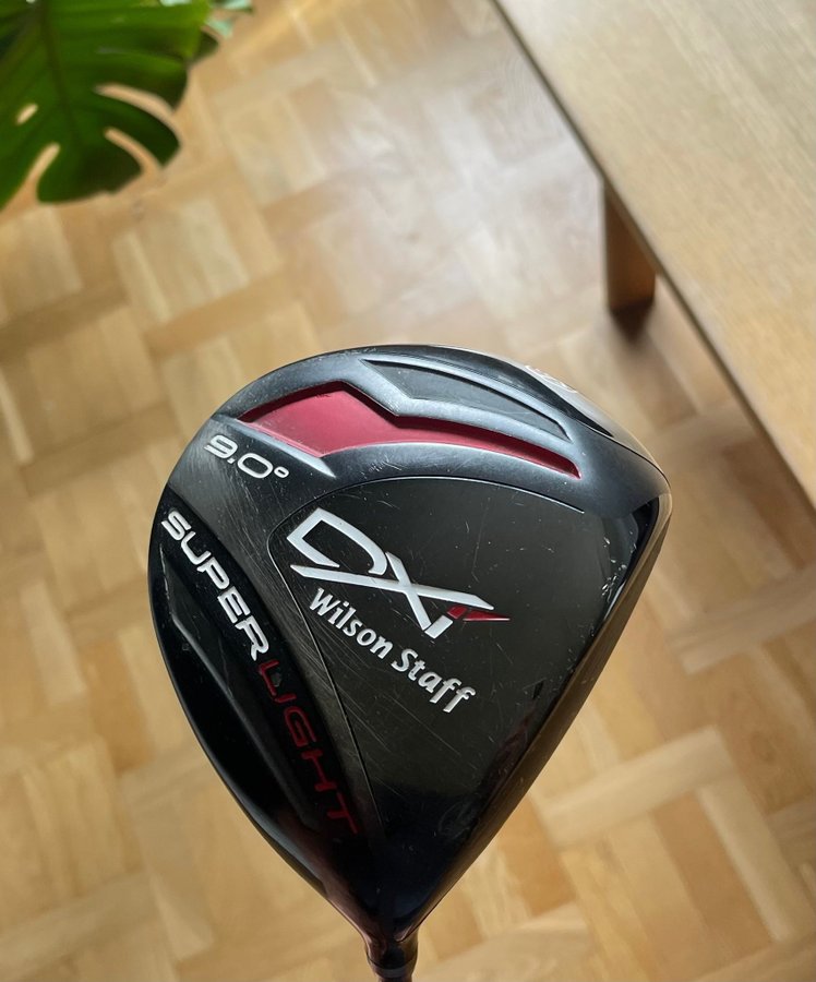 Wilson Staff DXi Superlight Driver