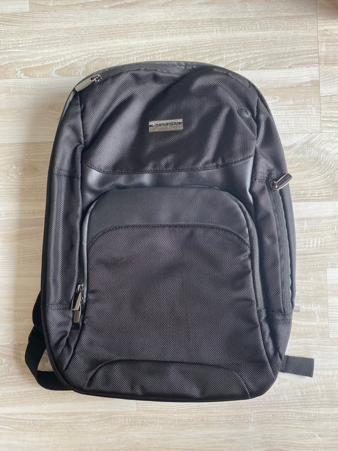 *REA* Kensington Triple Trek Ultrabook laptop dator väska bag rygg säck ryggsäck